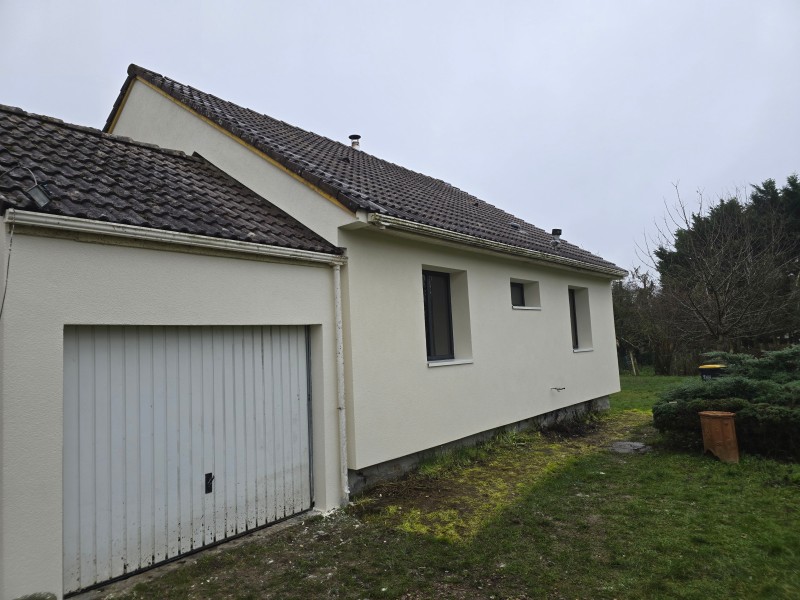 Isolation par l'extérieur sous enduit d’une maison à Bourgtheroulde près de Bourg-Achard