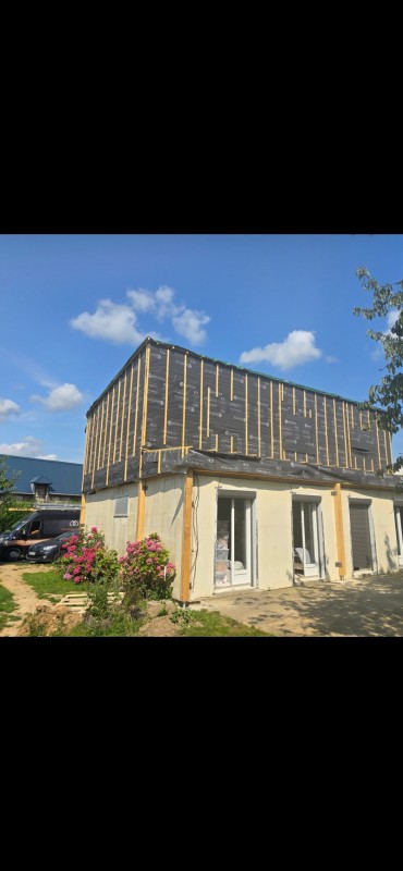 Surélévation en ossature bois à Franqueville-Saint-Pierre – un projet signé Conception Charpente