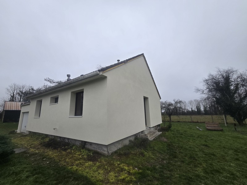 Isolation par l'extérieur sous enduit d’une maison à Bourgtheroulde près de Bourg-Achard