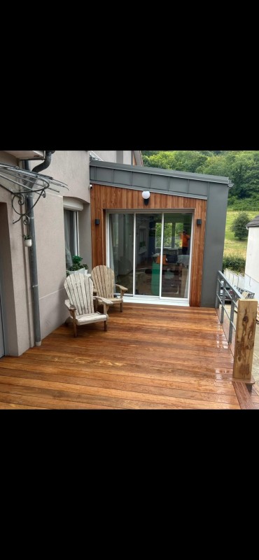 Extension contemporaine en ossature bois à Rouen – une réalisation Conception Charpente